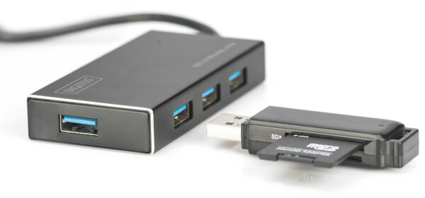 DIGITUS DA-70240-1 - USB 3.0 Hub, 4-port Incl. 5V/2A power supply, Aluminium Gehäuse